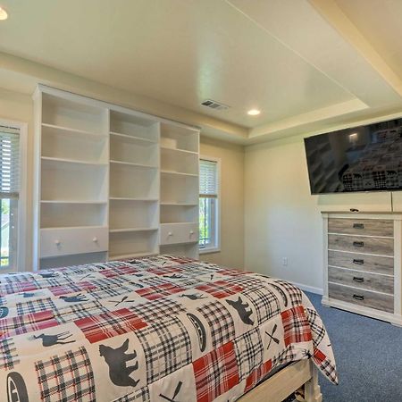 Charming Medford Getaway About 4 Miles To Downtown! Villa Eksteriør billede