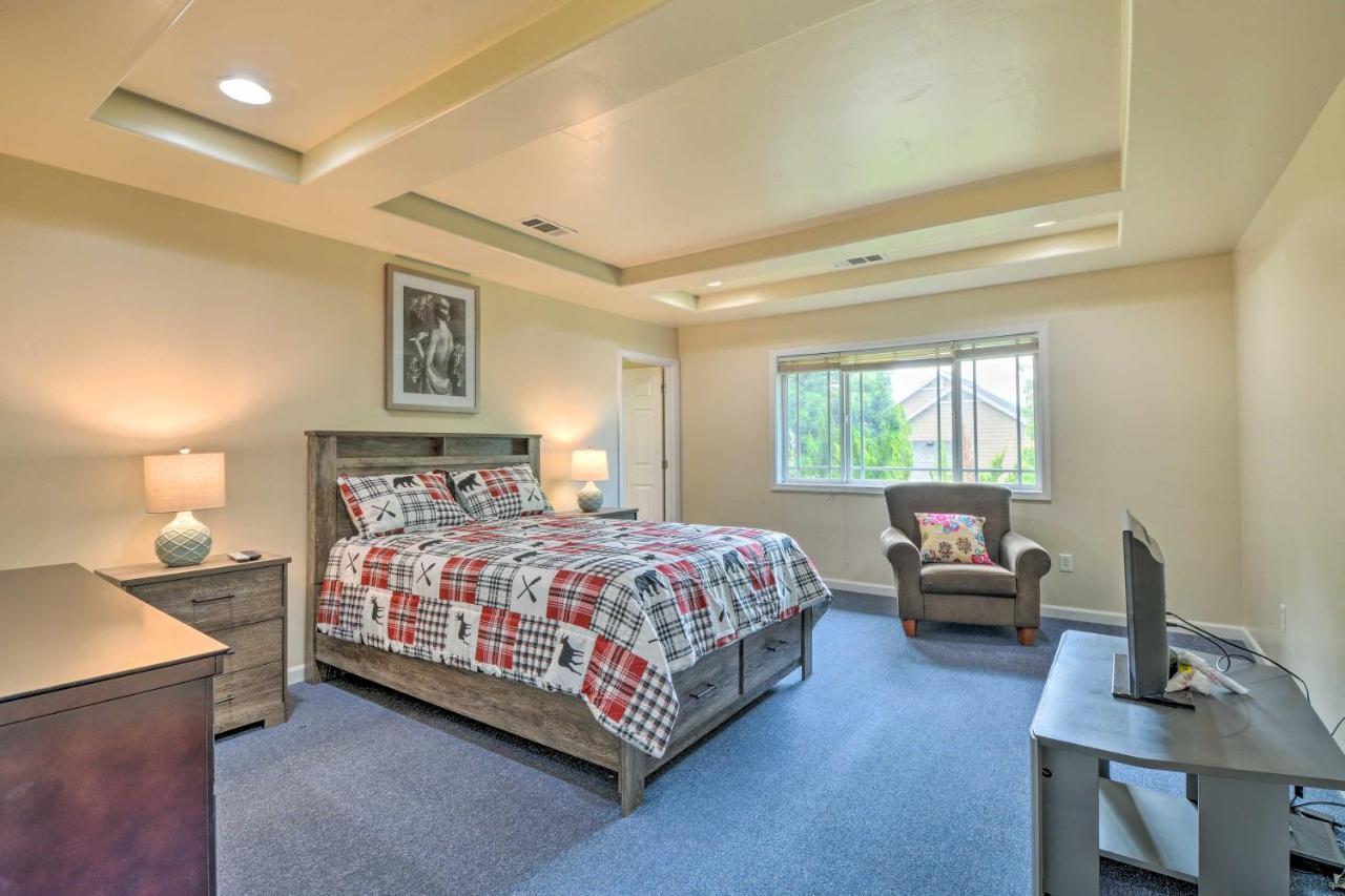 Charming Medford Getaway About 4 Miles To Downtown! Villa Eksteriør billede
